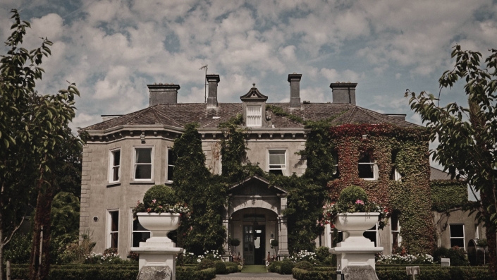 Tinakilly House outside view for building