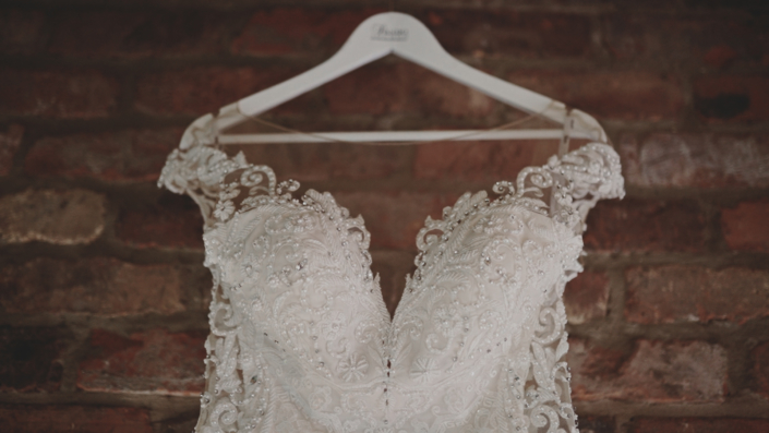 details on wedding dress