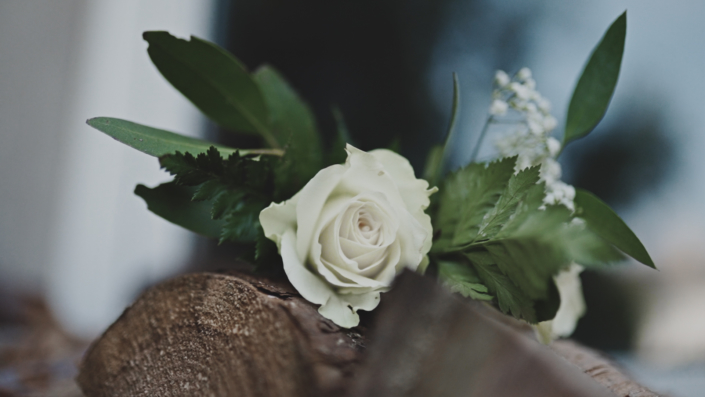 button flower