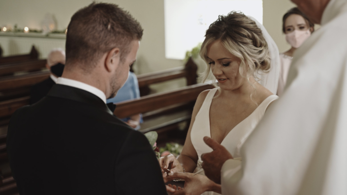 wedding rings exchange