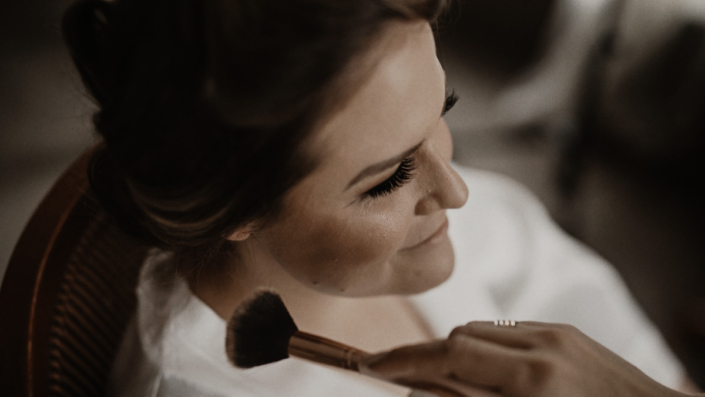 Natascha getting make up