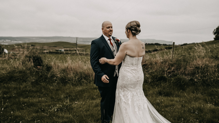 first look before wedding day