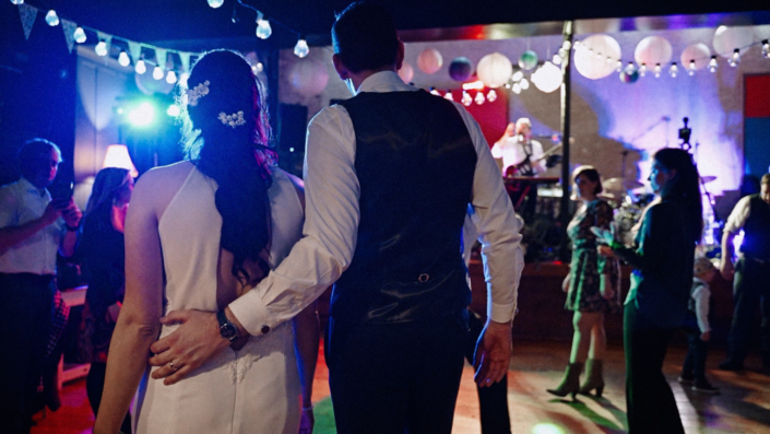 Dancing on wedding